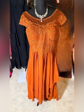Burnt Orange Sz 16 Women's